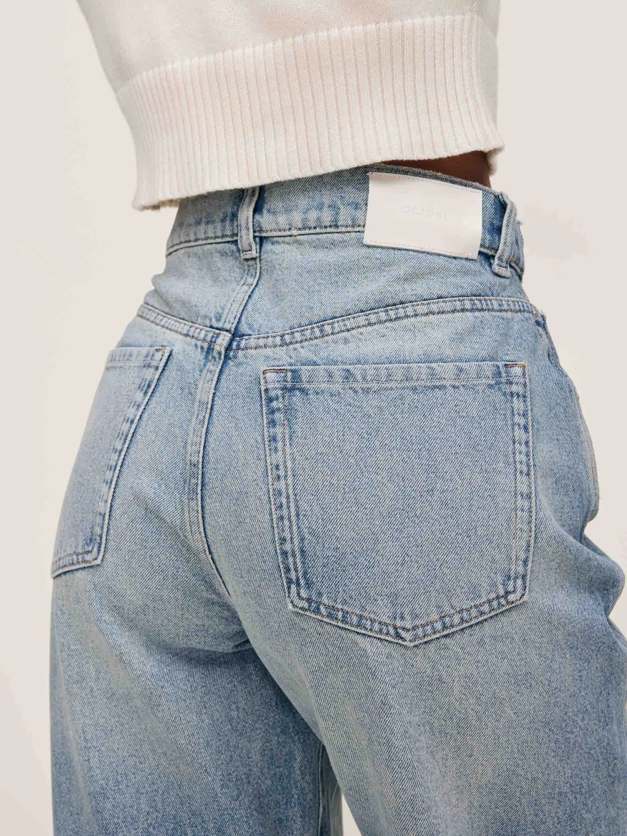 Taylor Relaxed Barrel Ultra High Rise 31" Jeans | Southport sold by DL1961 product image thumbnail 5