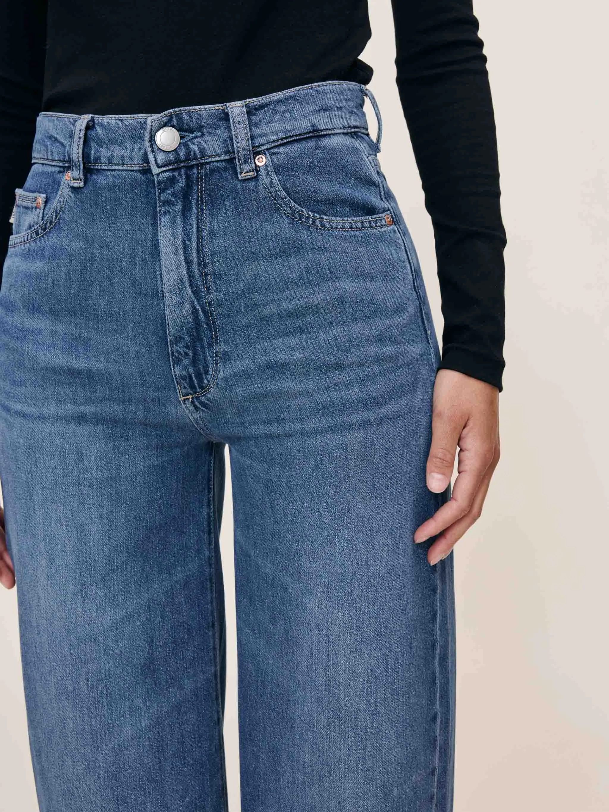 Hepburn Wide Leg High Rise Ankle Jeans | Del Ray sold by DL1961 product image thumbnail 4