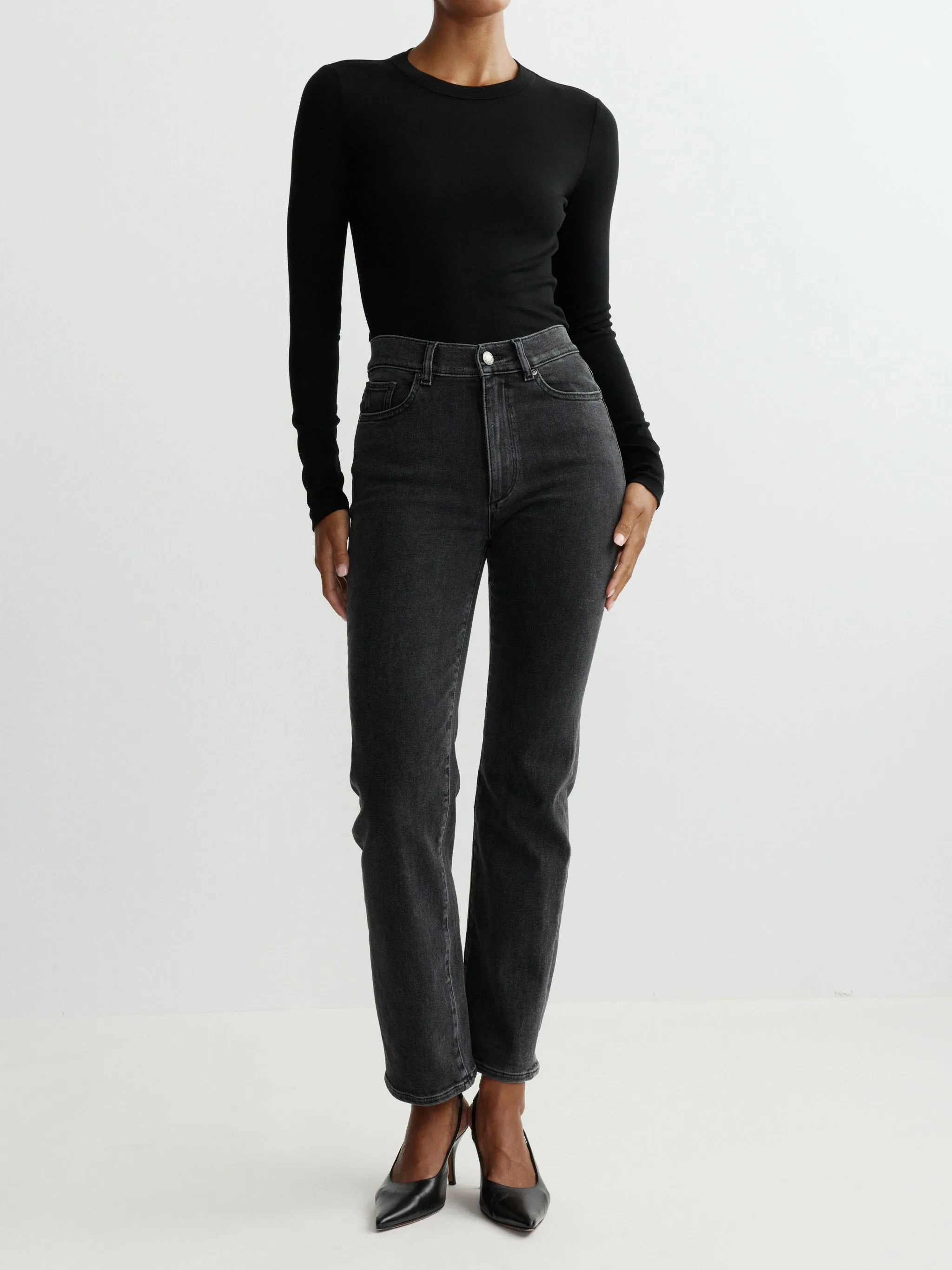 Halle Straight Petite High Rise Instasculpt™ 25.5" Jeans | Nightshade sold by DL1961 product image thumbnail 3