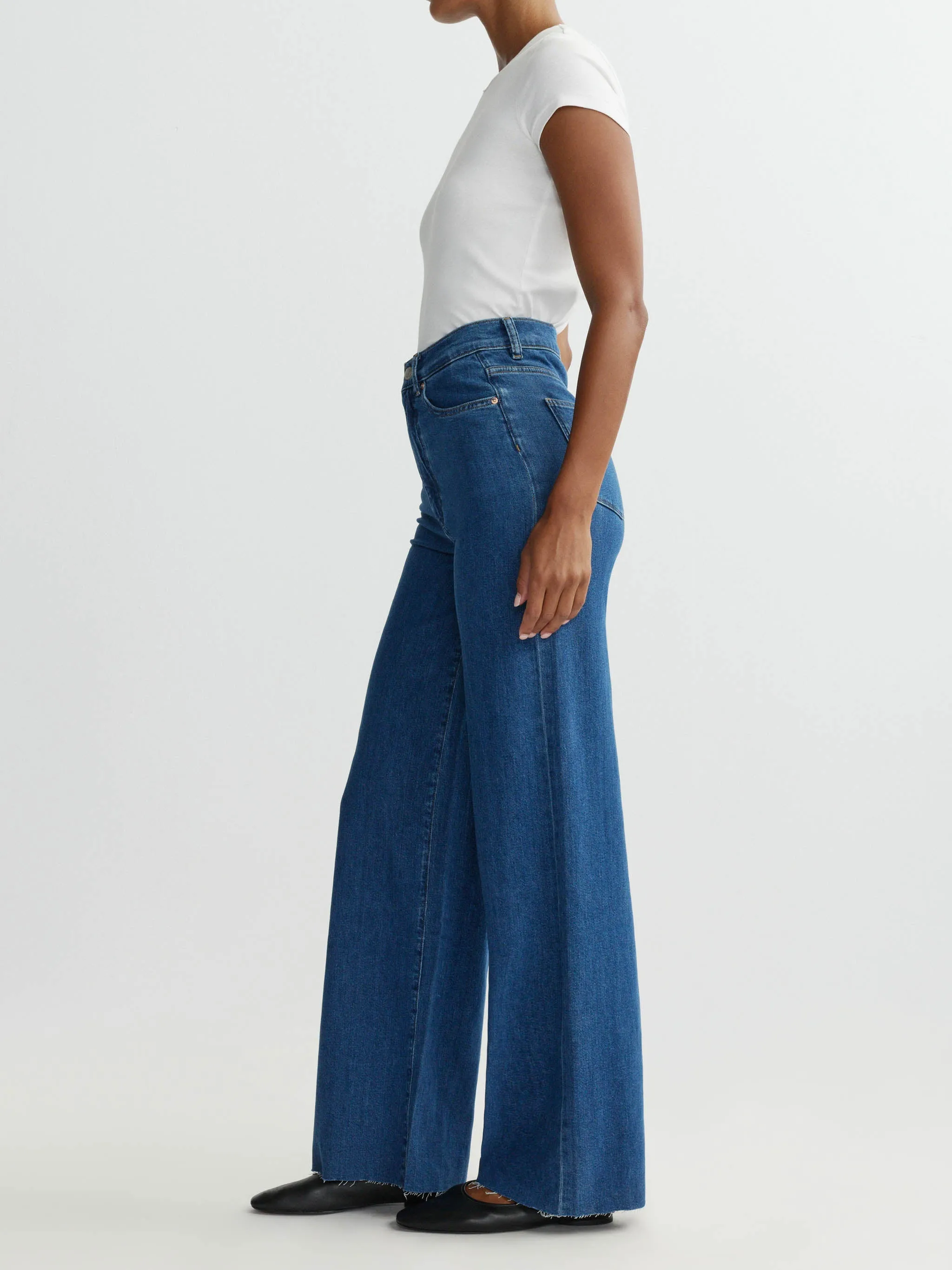 Hepburn Wide Leg High Rise 32" Jeans | North Beach sold by DL1961 product image thumbnail 2