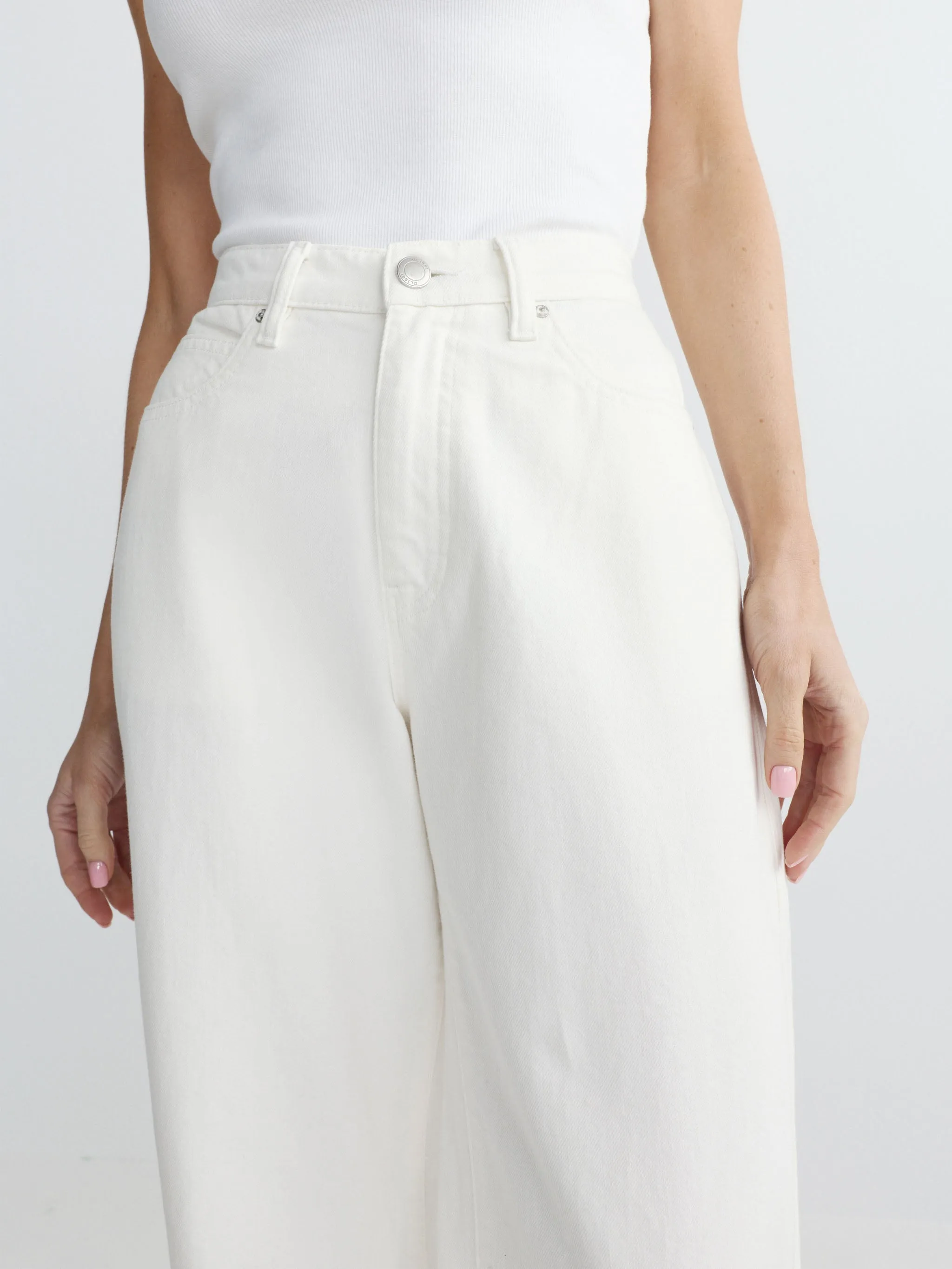 Kaylen Soft Barrel High Rise 32" Jeans | White sold by DL1961 product image thumbnail 4