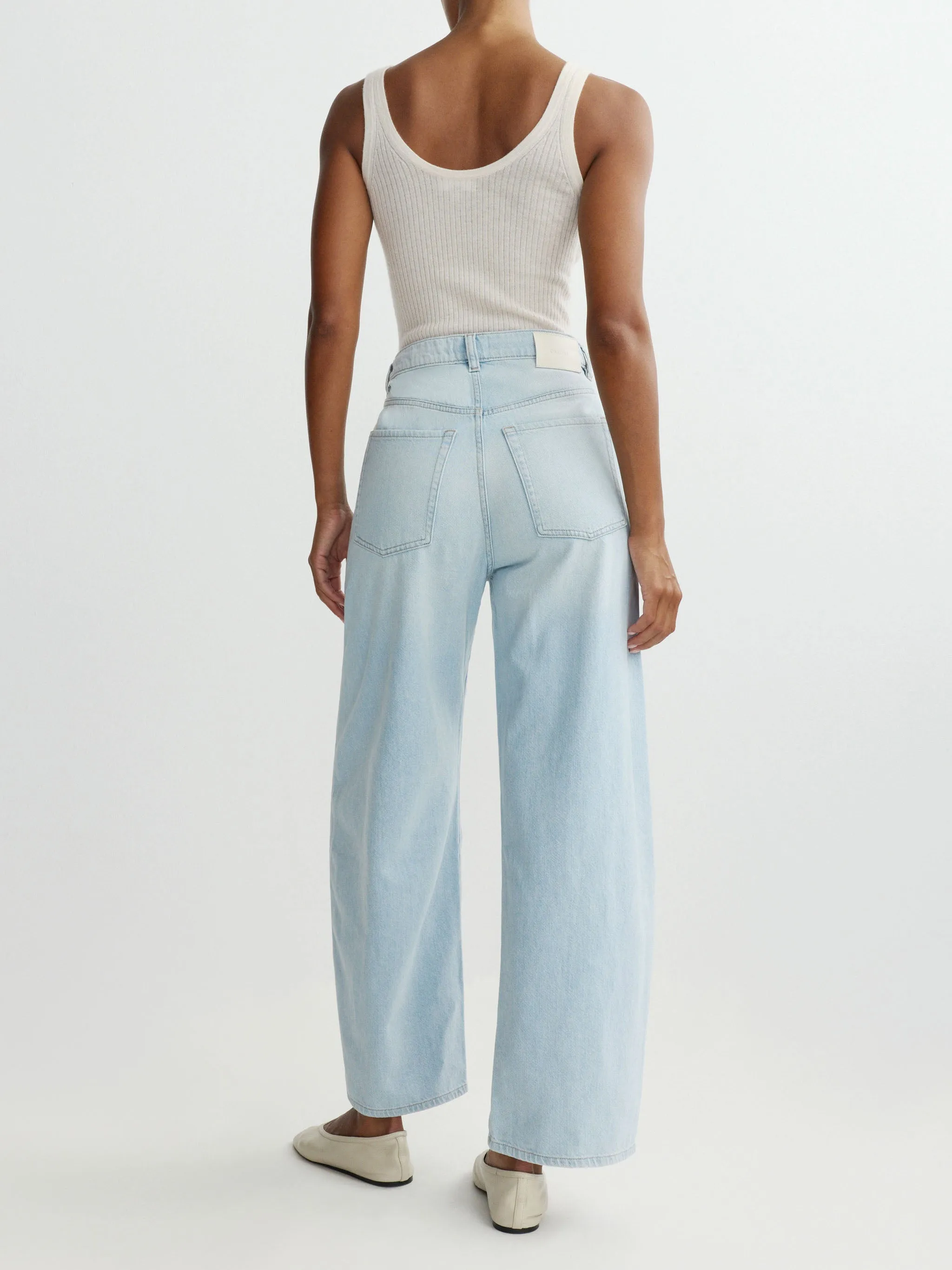 Taylor Relaxed Barrel High Rise 28" Jeans | Poolside Aura sold by DL1961 product image thumbnail 4