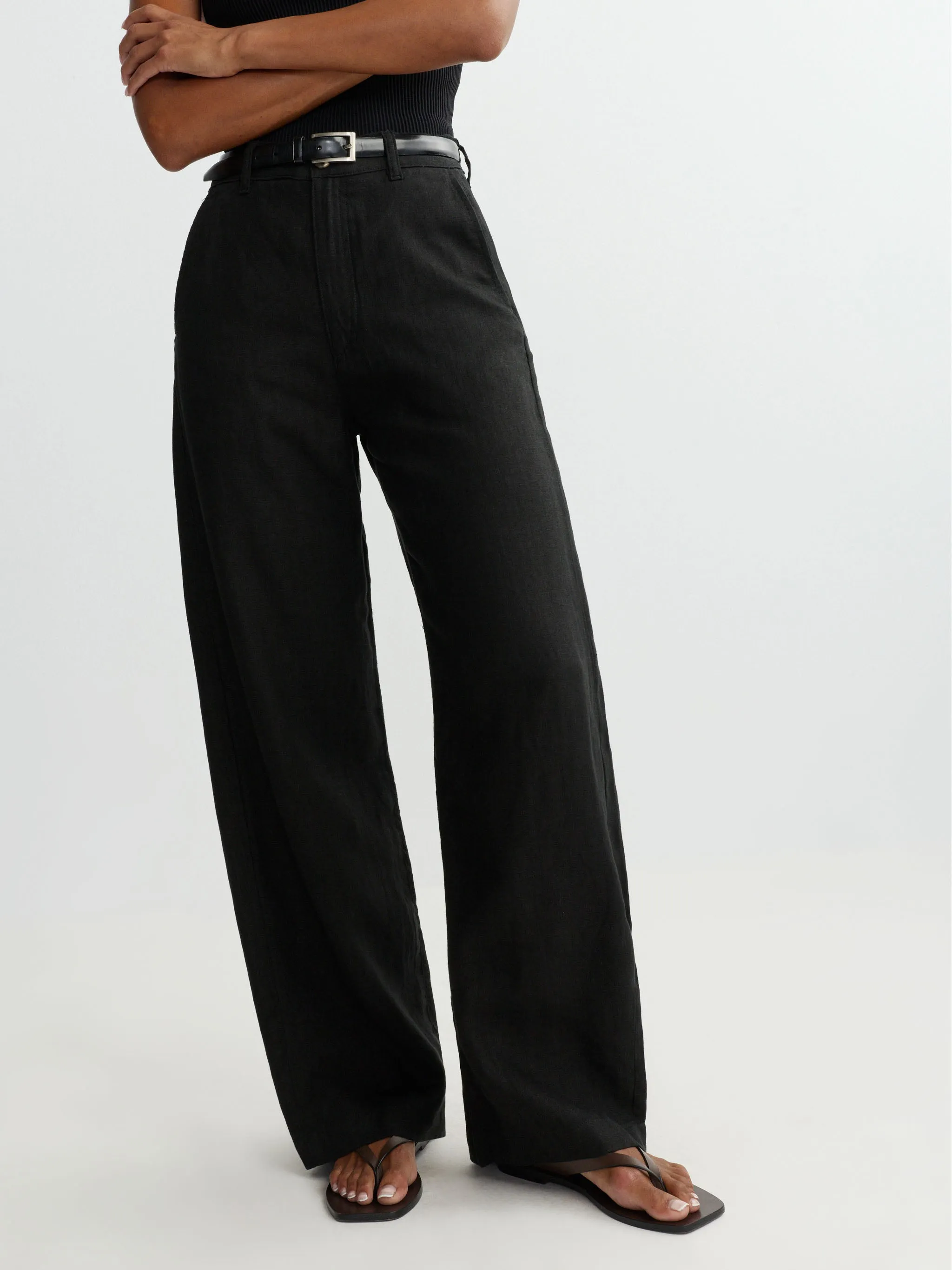 Taylor Relaxed Barrel High Rise 31" Pants | Black Linen sold by DL1961 product image thumbnail 4