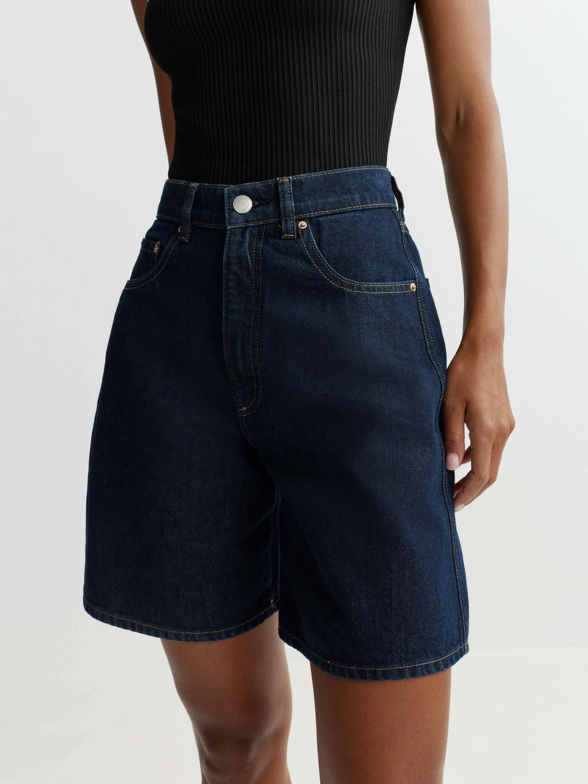 Taylor Relaxed Short High Rise 7" | Night Out sold by DL1961 product image thumbnail 4