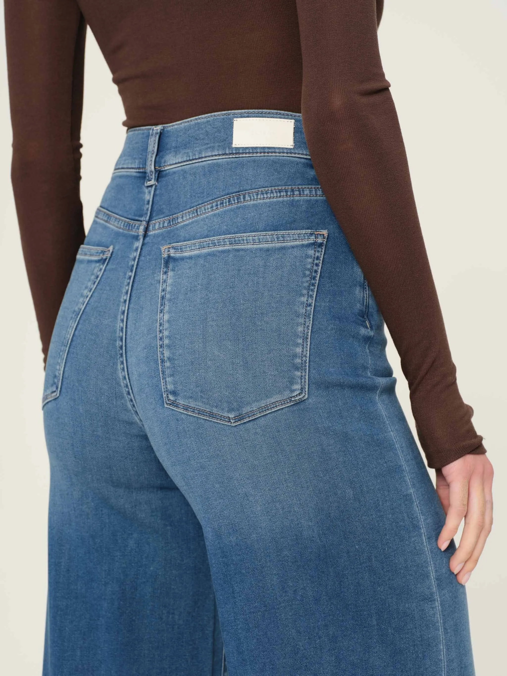 Hepburn Wide Leg High Rise 32" Jeans | Mohonk sold by DL1961 product image thumbnail 5