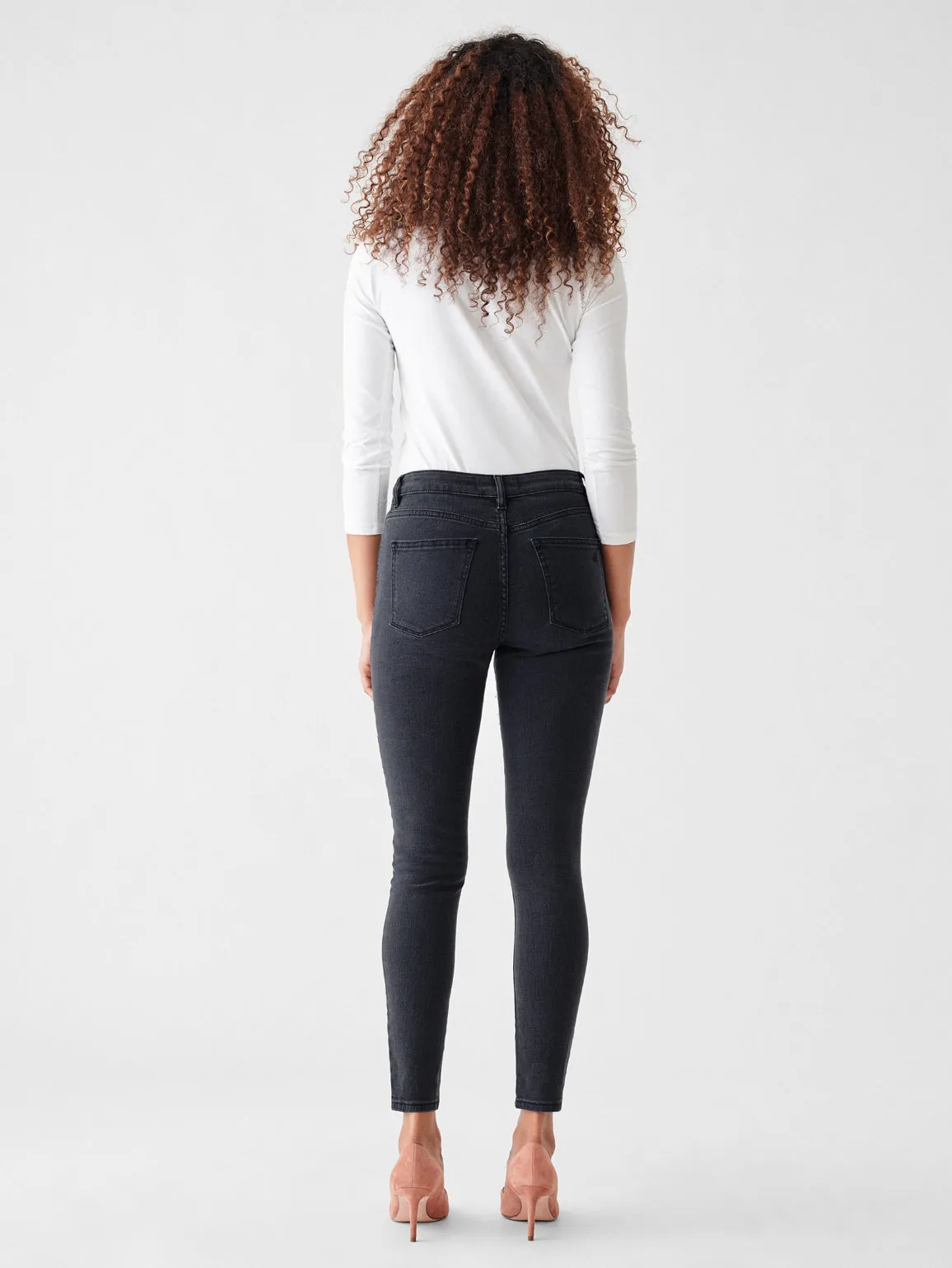 Chrissy Ultra High Rise Skinny | Battle sold by DL1961 product image thumbnail 3