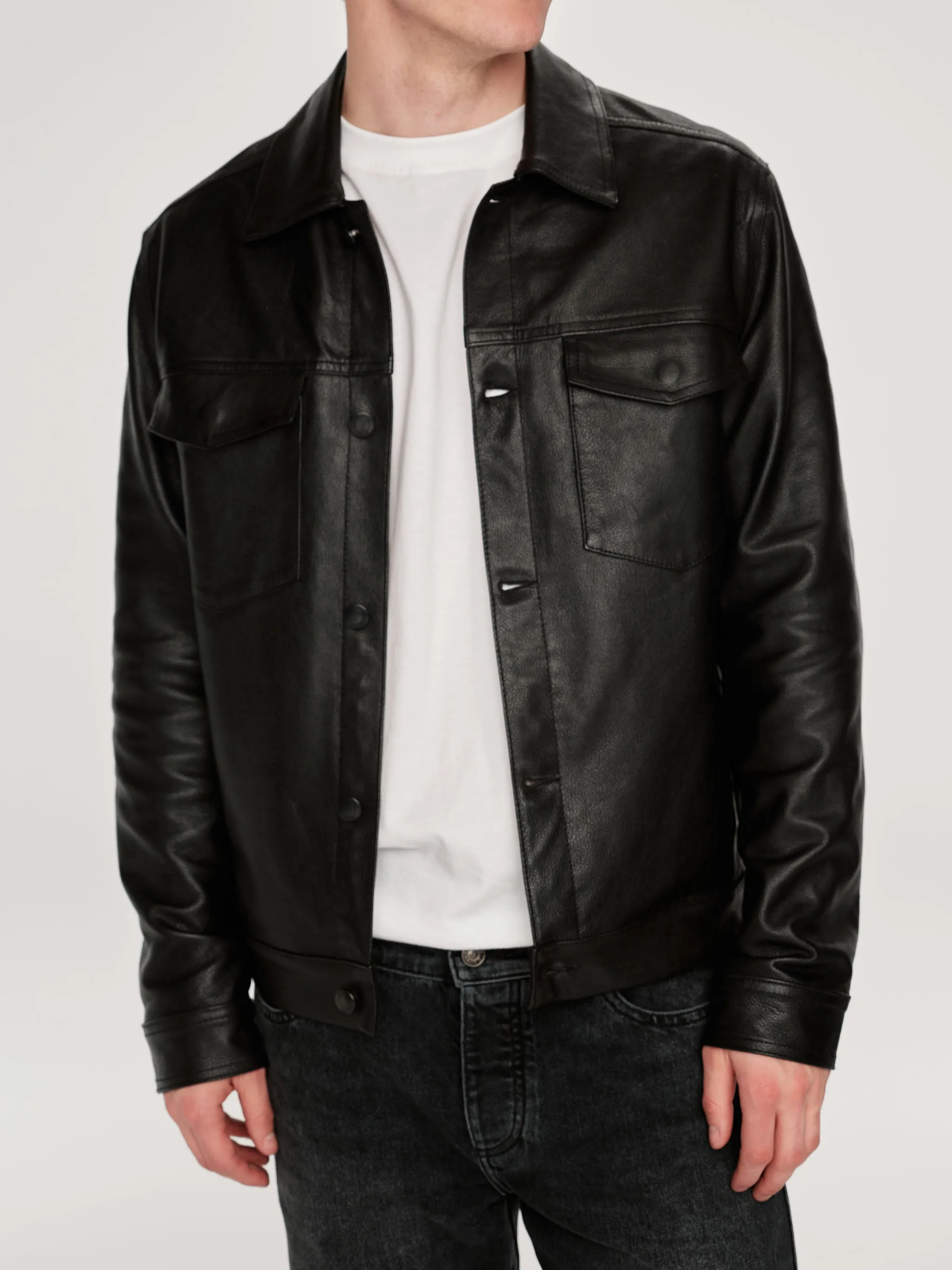 Vaughn Trucker Jacket | Obsidian (Black) sold by DL1961