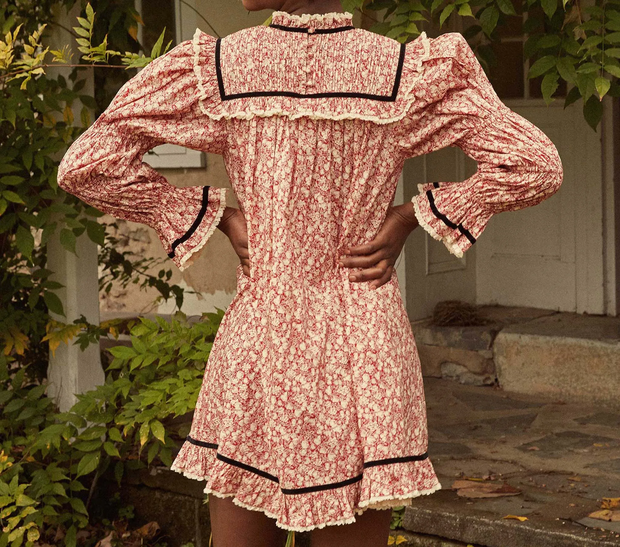 HMD -- ANJOU DRESS -- ROUGE POMME ET POIRE sold by Doen product image thumbnail 3