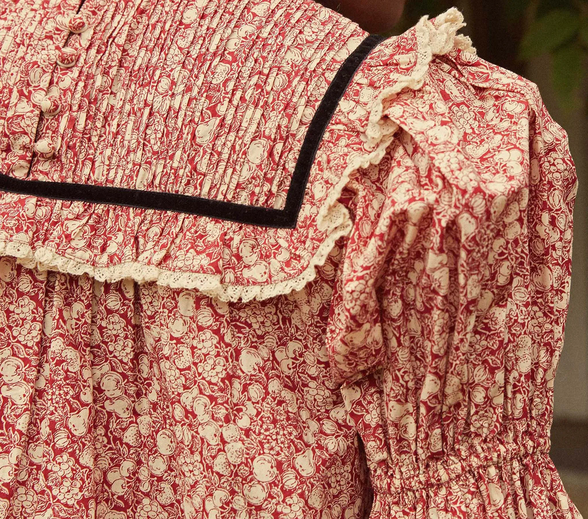 HMD -- ANJOU DRESS -- ROUGE POMME ET POIRE sold by Doen product image thumbnail 4