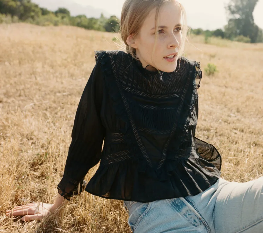 HMD -- CASSIS TOP -- BLACK made by Doen