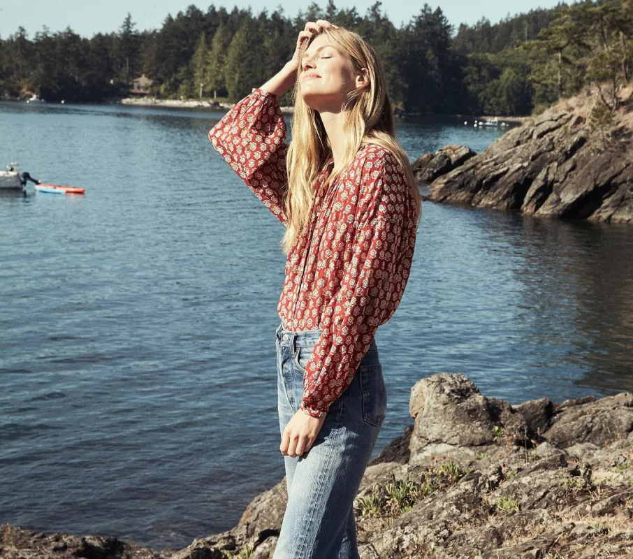HMD -- THE JANE BLOUSE -- BRICK/CREAM FLOWER BLOCK PRINT sold by Doen