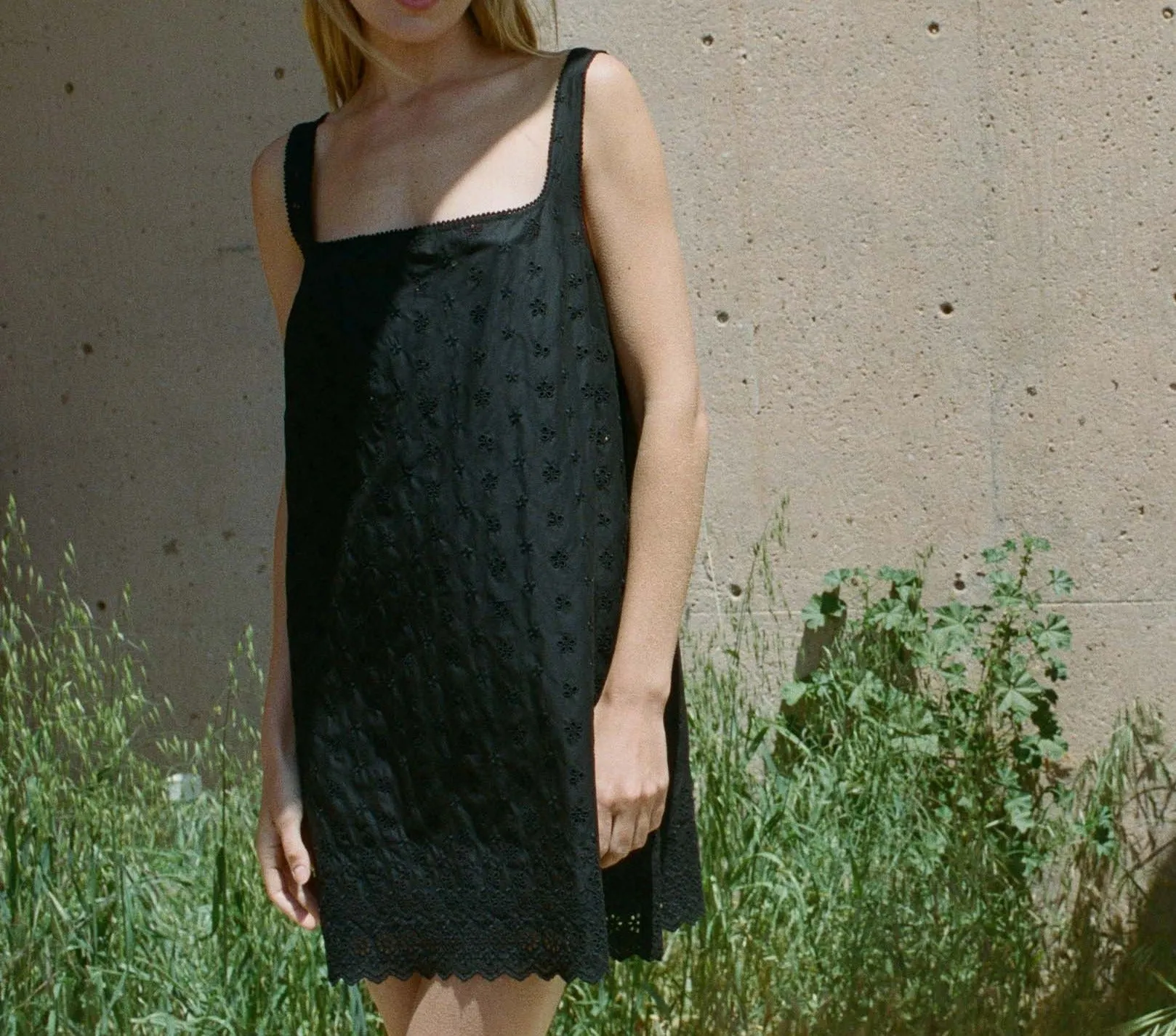 HMD -- CARINA DRESS -- BLACK sold by Doen product image thumbnail 2