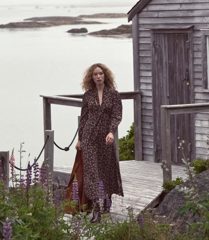 CHANSON DRESS -- NAVY ARBOR ROSE FLORAL sold by Doen