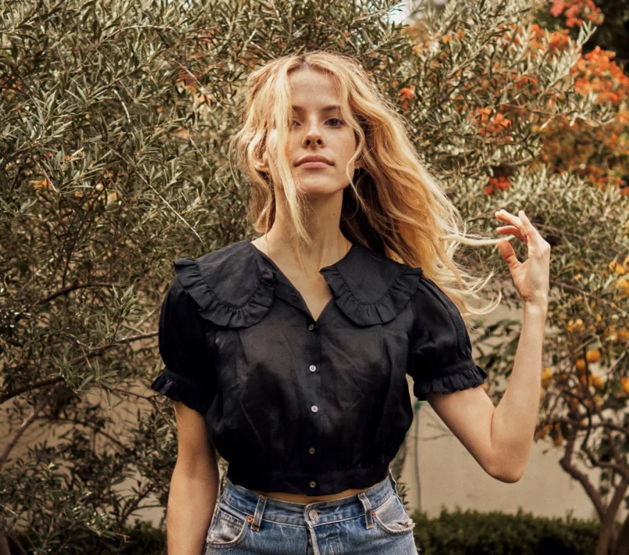 HMD -- SPARROW TOP -- BLACK sold by Doen