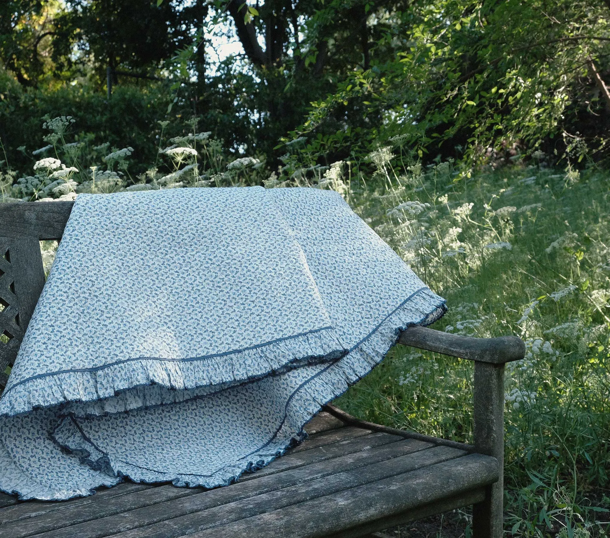 QUILT -- BLUE WINTER DITSY sold by Doen product image thumbnail 5