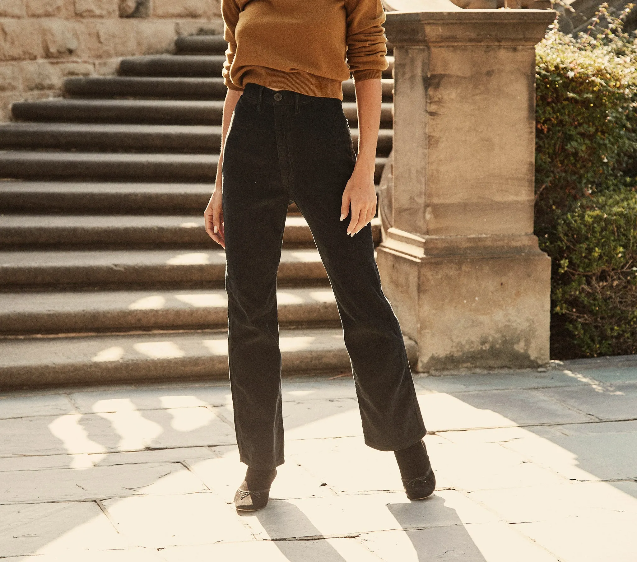 HMD -- MELODY PANT -- BLACK sold by Doen