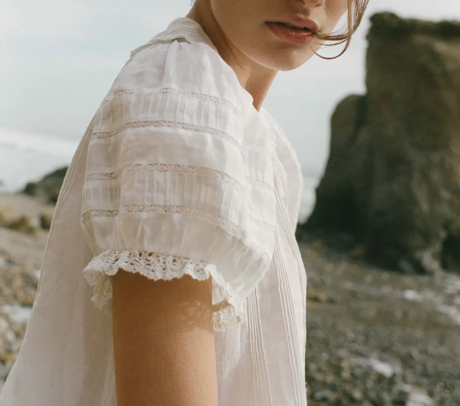 HMD -- BERNADINE TOP -- SALT sold by Doen