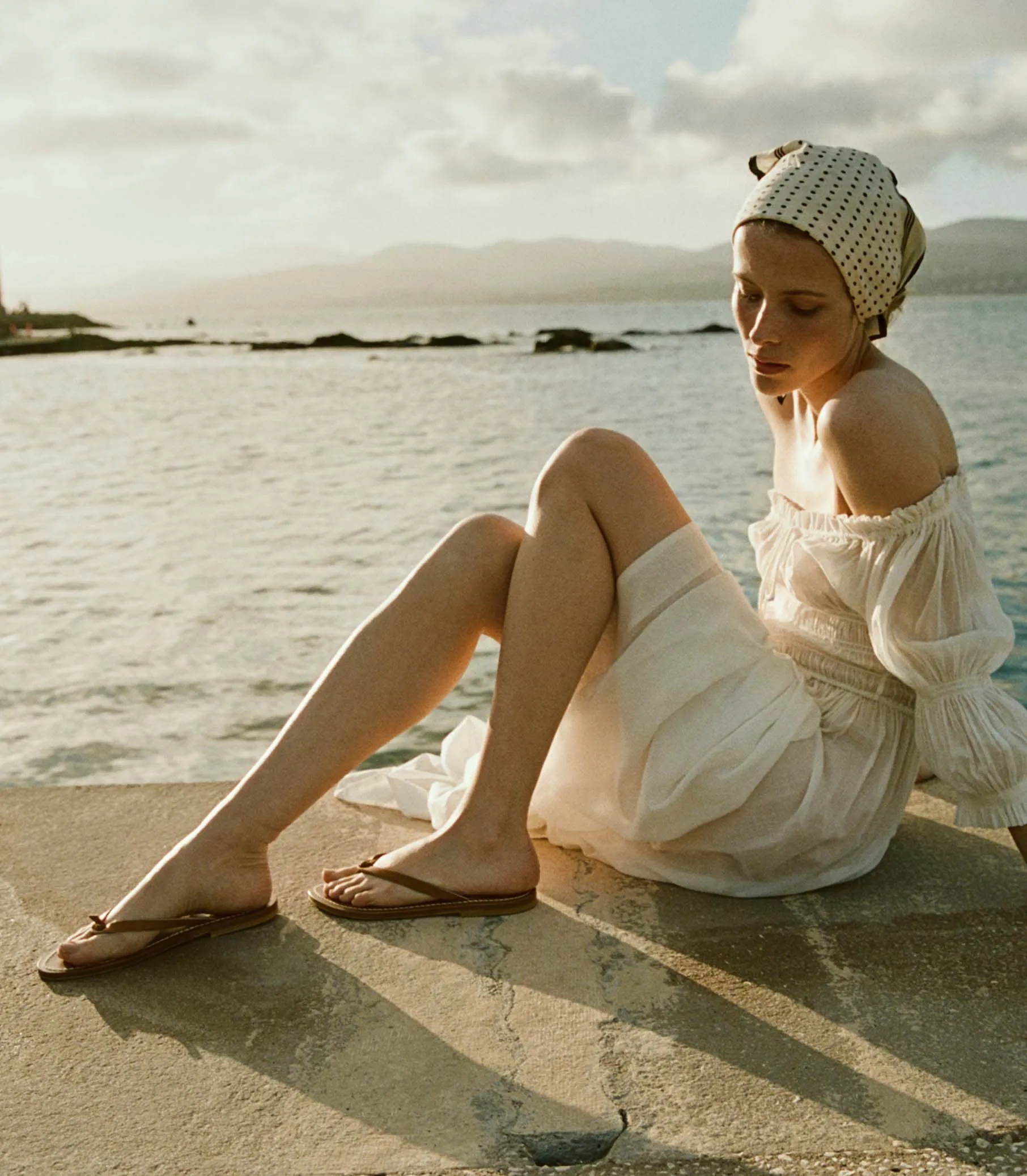 DÔEN BAIE SANDAL -- TAN Parallel