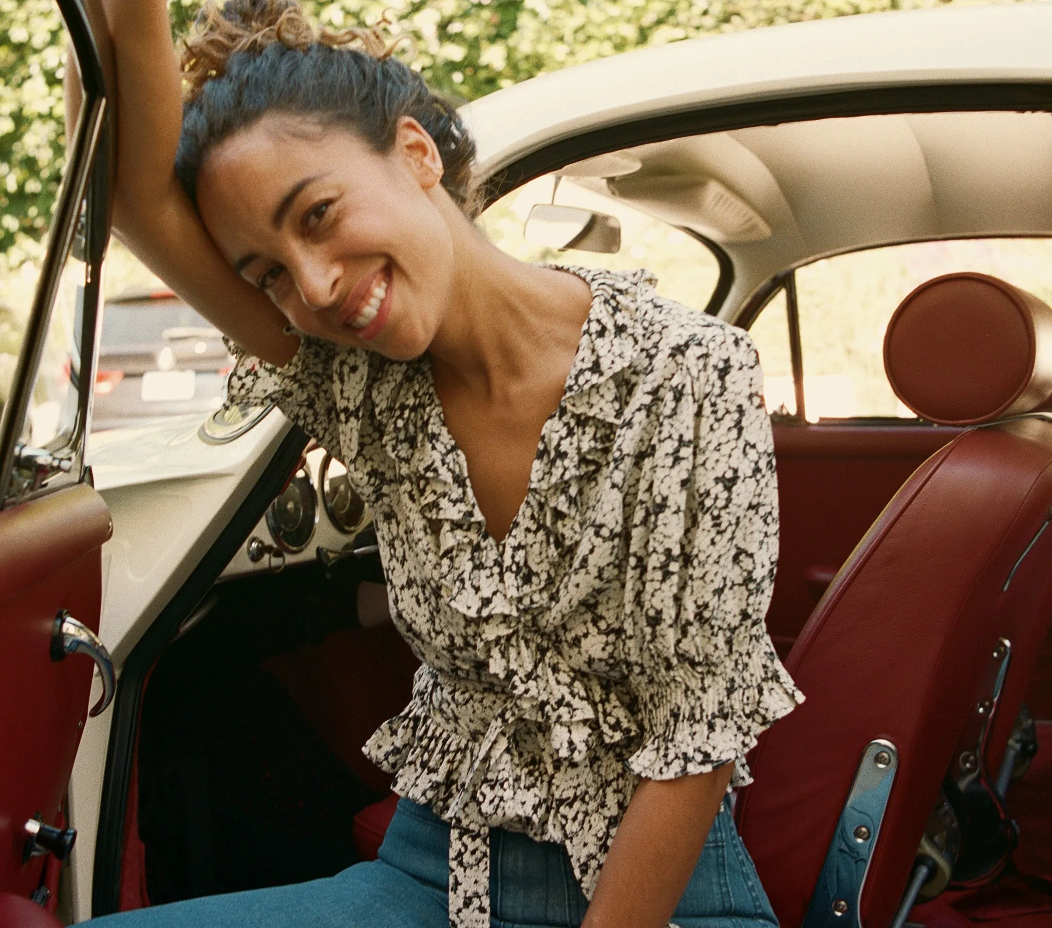 HMD -- VIOLA TOP -- DEEP INK FADED QUEEN ANNE'S FLORAL sold by Doen