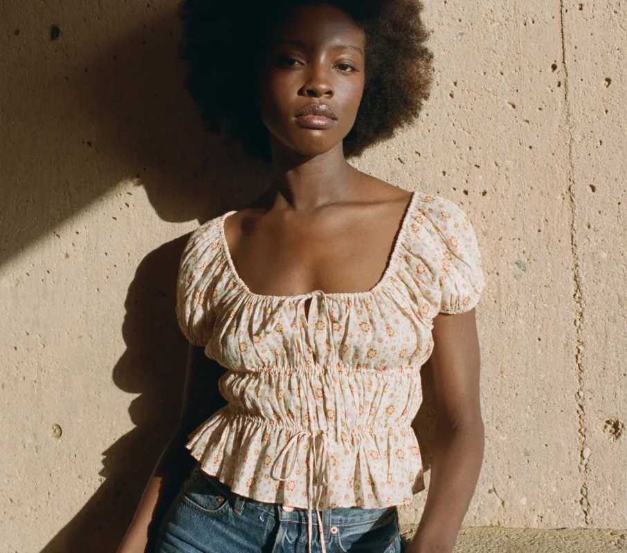 HMD -- ADIE TOP -- ALABASTER COUNTRYSIDE CALICO sold by Doen