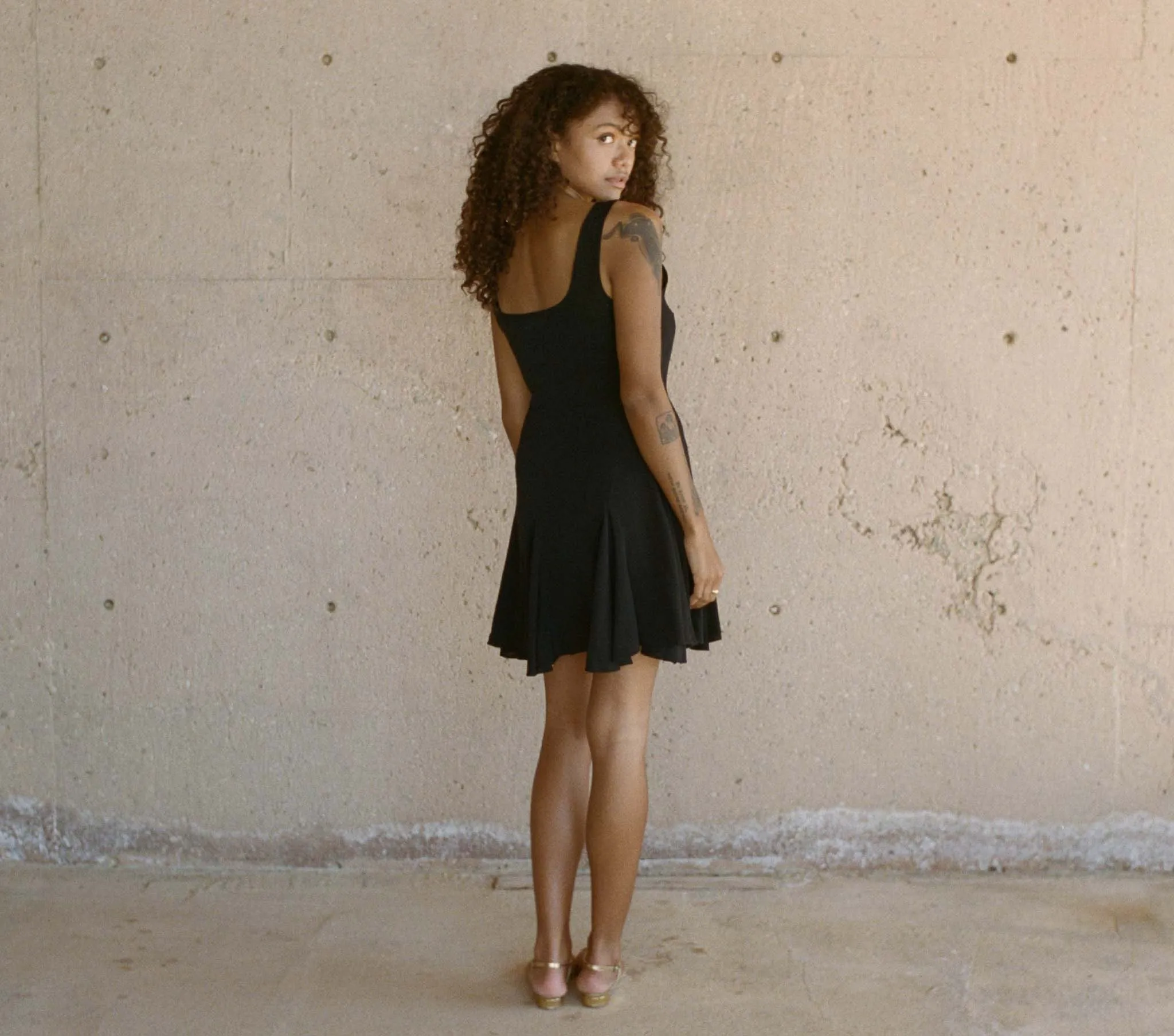 HMD -- PORTO DRESS -- BLACK sold by Doen product image thumbnail 3