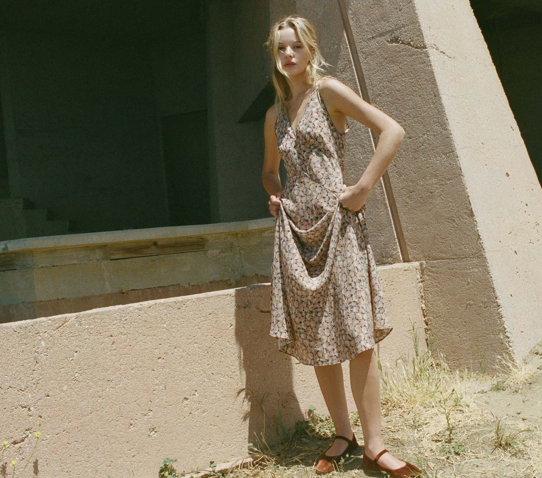 HMD -- BROOKLYN DRESS -- TRESORS DE LA MER sold by Doen product image thumbnail 2