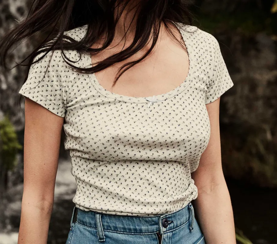 HMD -- BRIGITTE TEE -- BLUE ROSEBUD PRINT sold by Doen