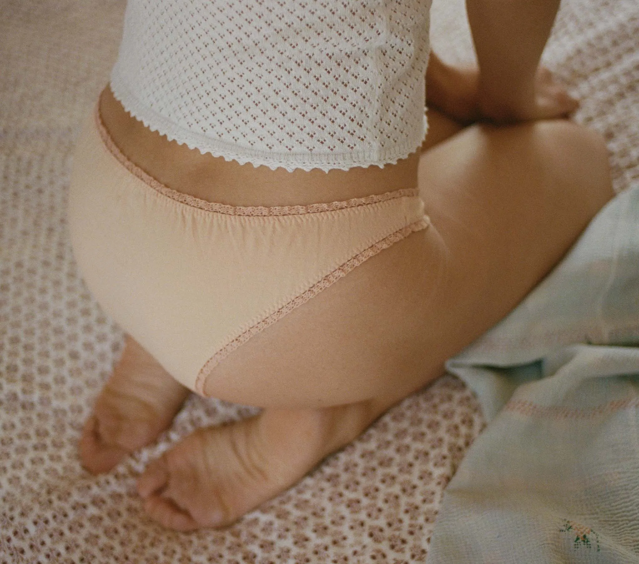 LOLA BRIEF -- PECHE sold by Doen product image thumbnail 3