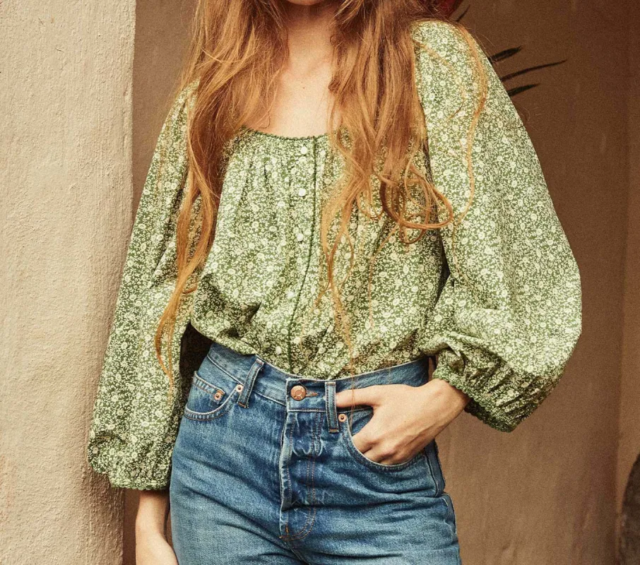 HMD -- JACQUI TOP -- GREEN COTTAGE DAISY FLORAL sold by Doen