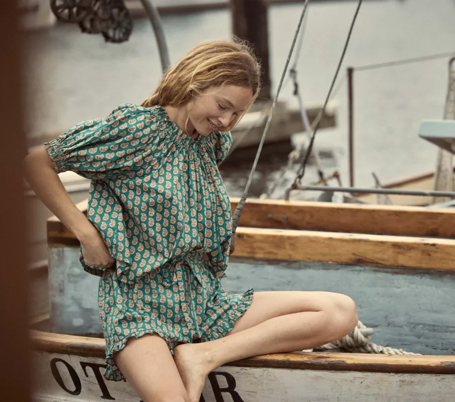 HMD -- SHORE TOP -- SUNRISE PAISLEY sold by Doen