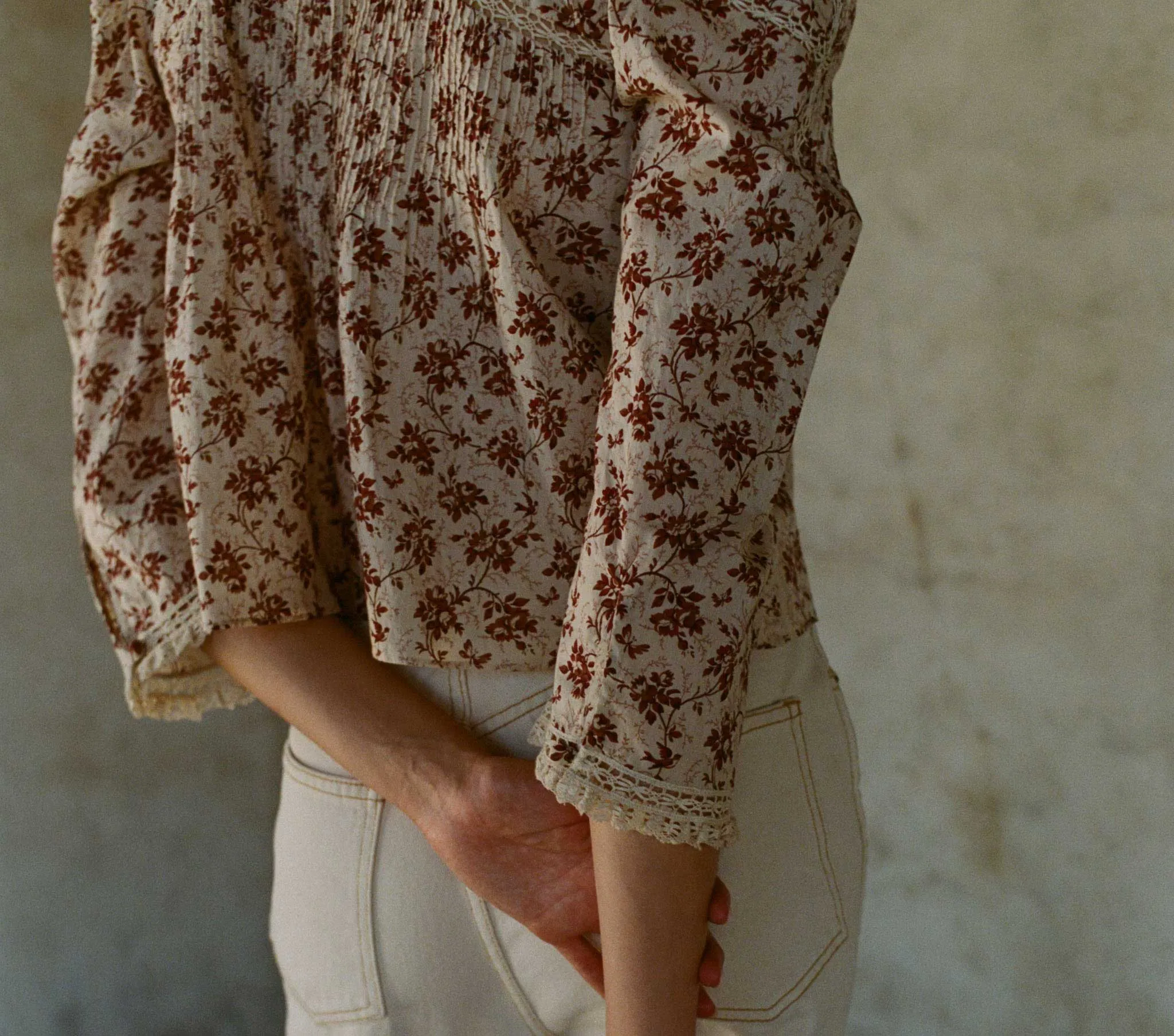 HMD -- ANNETTE TOP -- BURGUNDY SONGBIRD TOILE sold by Doen product image thumbnail 5