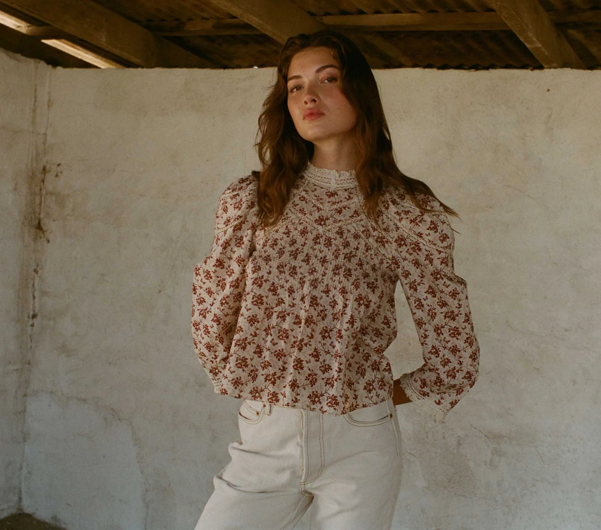 HMD -- ANNETTE TOP -- BURGUNDY SONGBIRD TOILE sold by Doen product image thumbnail 2