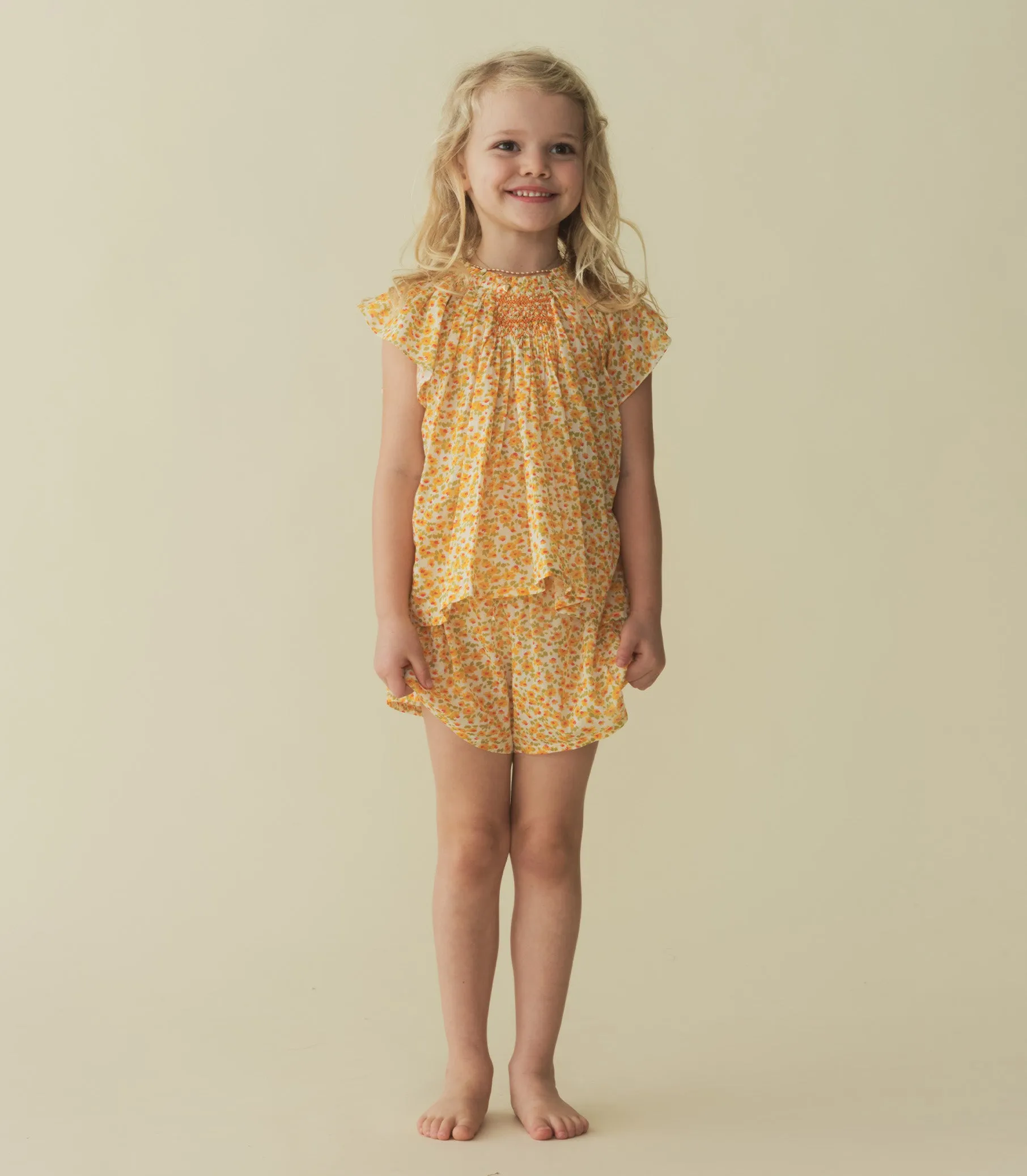 IRA TOP -- CLEMENTINE DAISY FIELDS sold by Doen