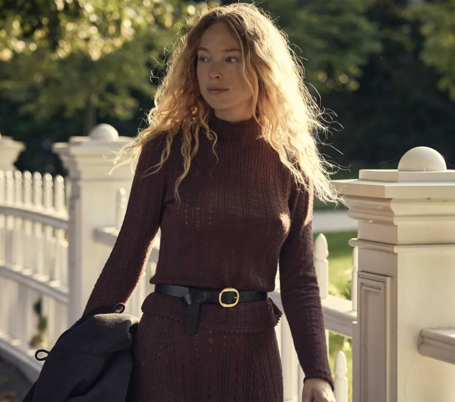 HMD -- MINOU TURTLENECK -- ANTIQUE WALNUT sold by Doen