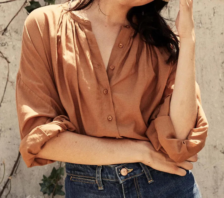 HMD -- THE JANE BLOUSE -- CLOVE sold by Doen