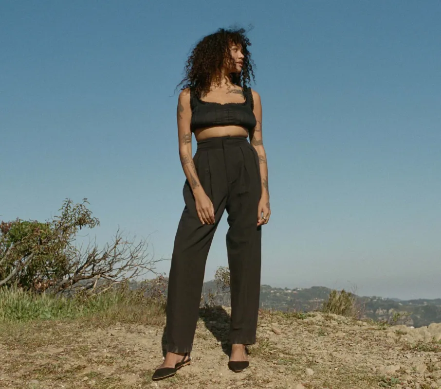 HMD -- LOUVRE PANT -- BLACK made by Doen