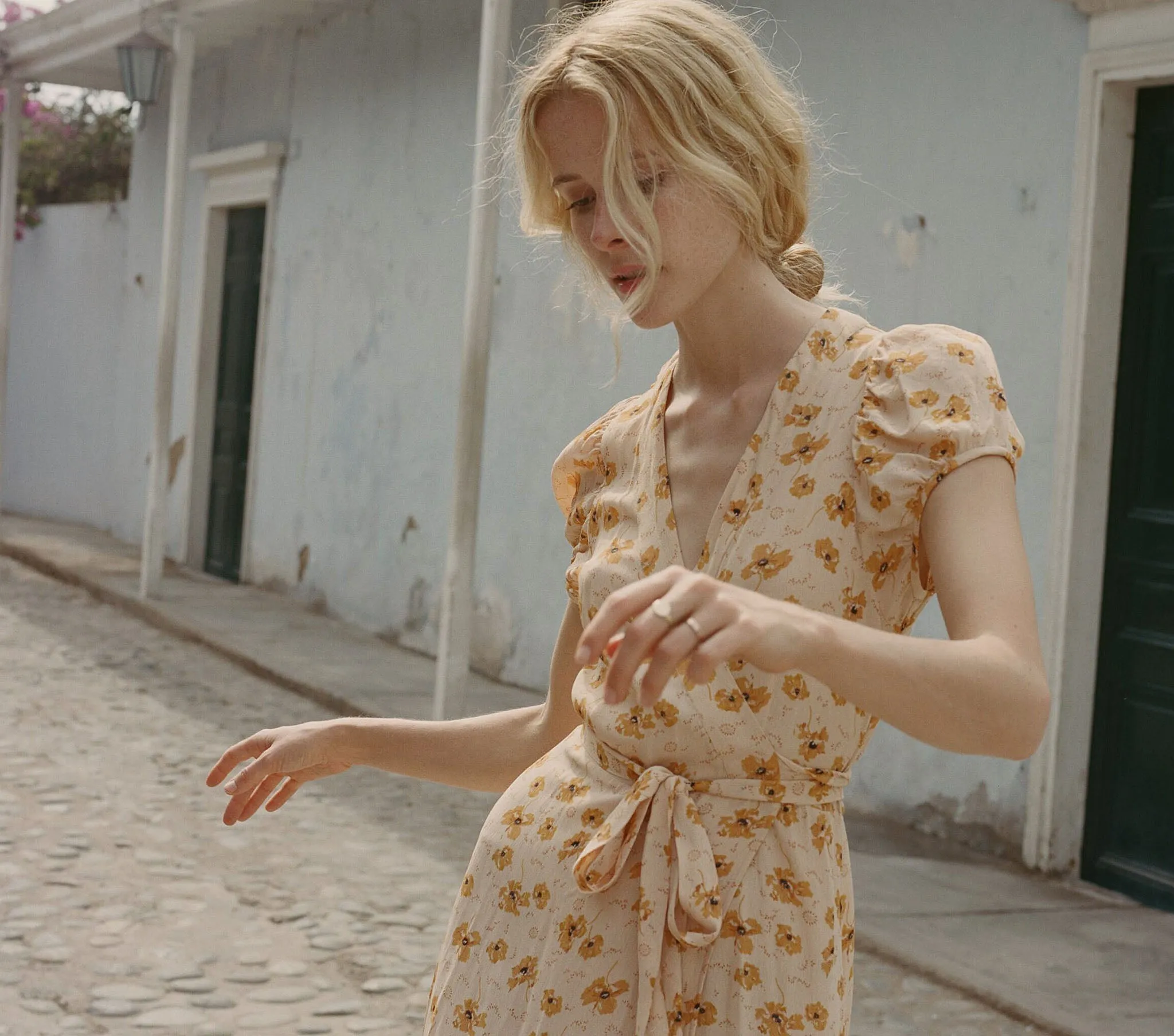 HMD -- AURORA DRESS -- SUNNY ANEMONE FLORAL sold by Doen product image thumbnail 4