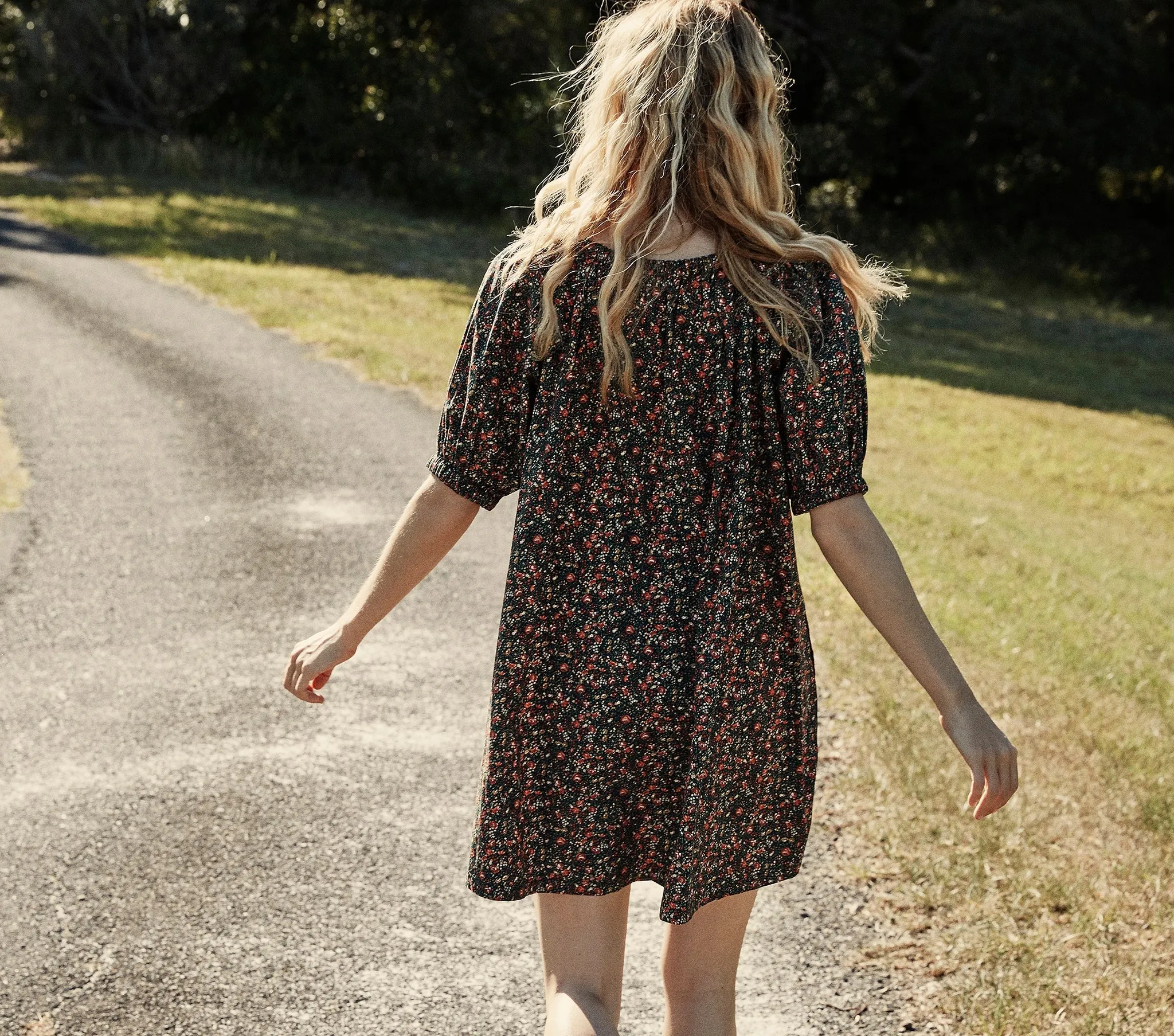 HMD -- CHESTNUT DRESS -- BLACK PETIT JARDIN PRINT sold by Doen product image thumbnail 3