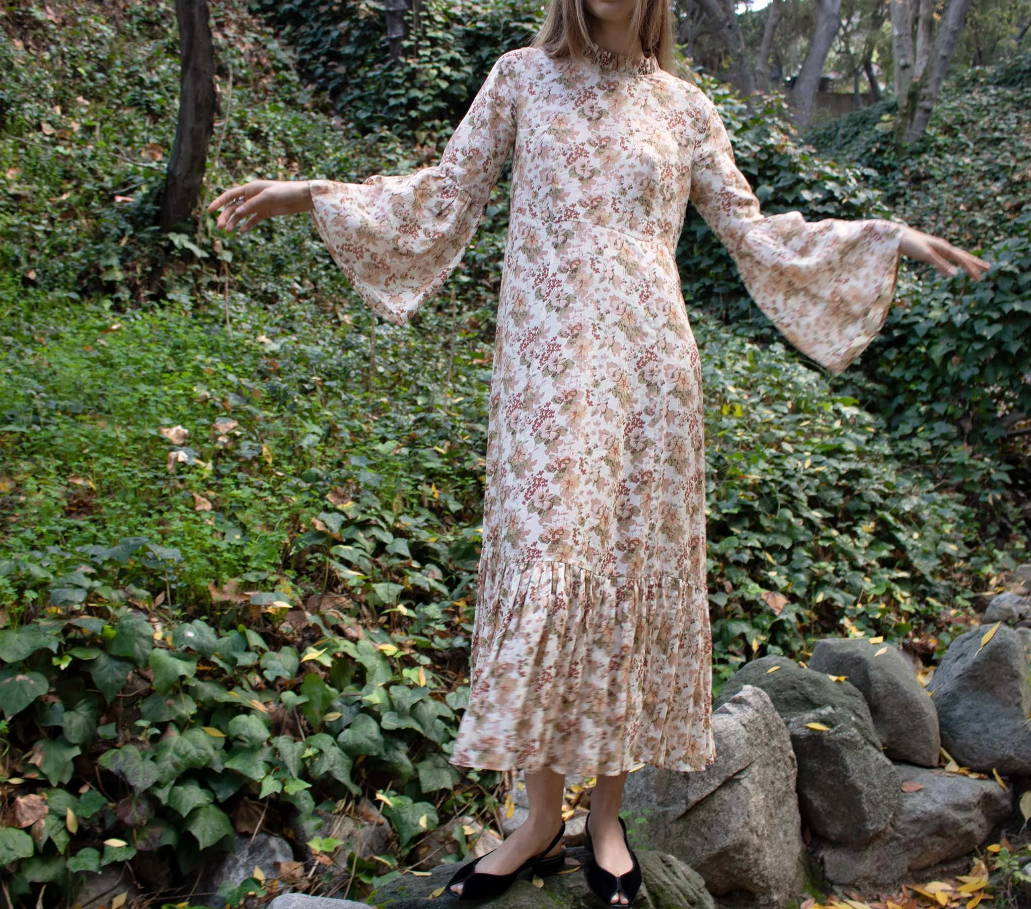 HMD -- ADELAIDE DRESS -- CANYON FLORAL PRINT sold by Doen