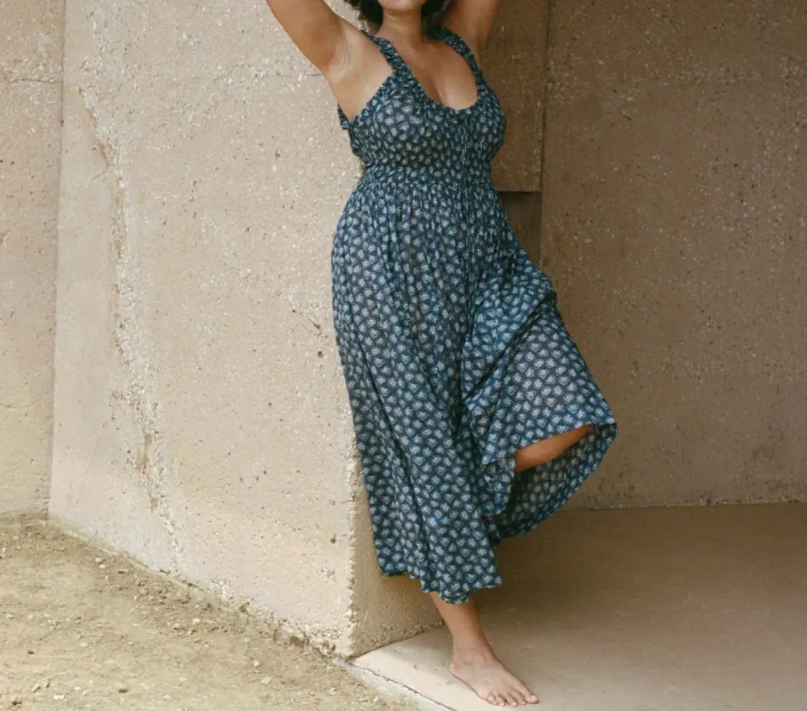 HMD -- EMMARETTA DRESS -- BLEU BEDFORD PAISLEY made by Doen