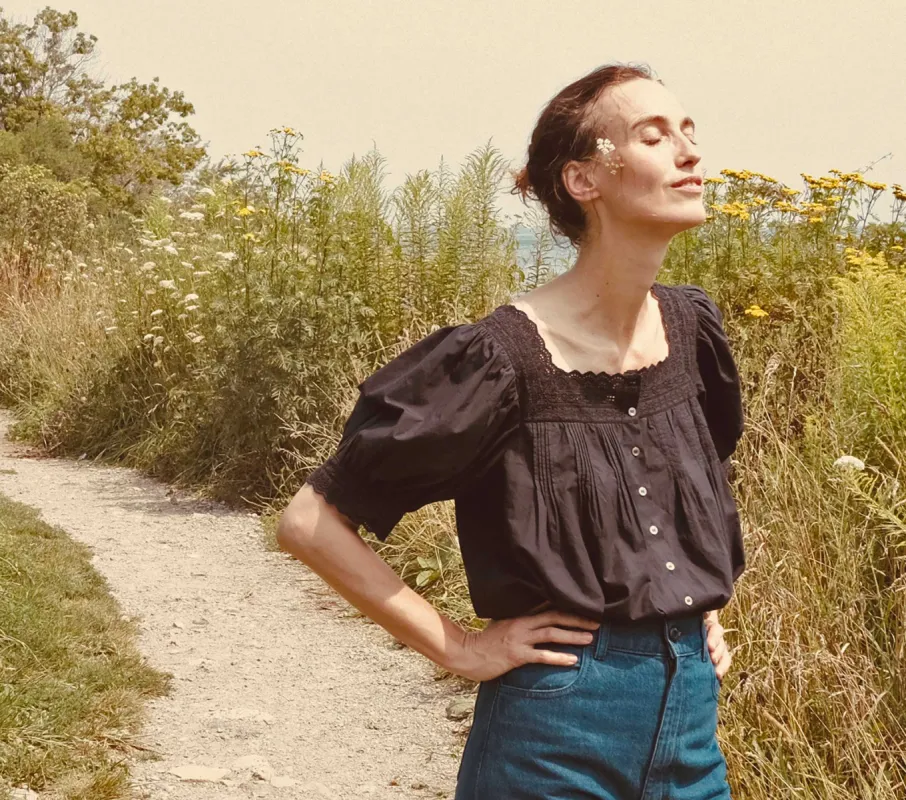 HMD -- TRIESTE TOP -- BLACK sold by Doen