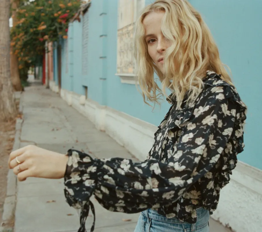 HMD -- LUCA TOP -- BLACK ANEMONE FLORAL sold by Doen