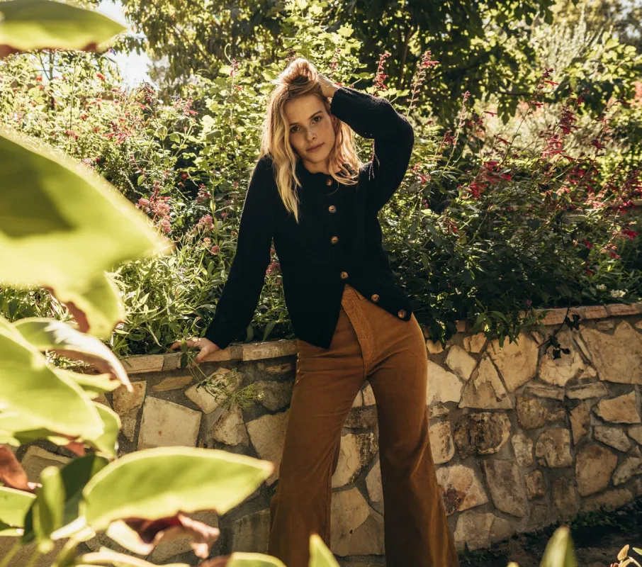 HMD -- RIDGE CARDIGAN SWEATER -- BLACK sold by Doen