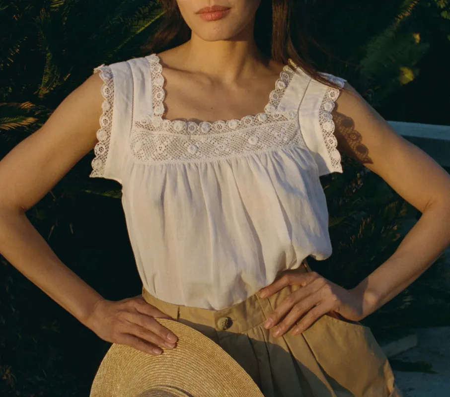 HMD -- APHRA TOP -- SALT sold by Doen