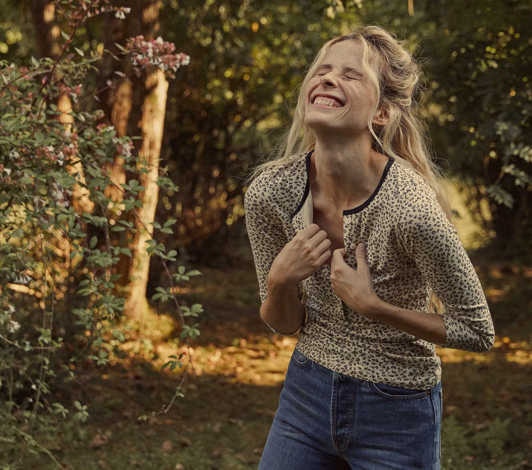 HMD -- ARIA TEE -- SONGBIRD PAISLEY sold by Doen product image thumbnail 4