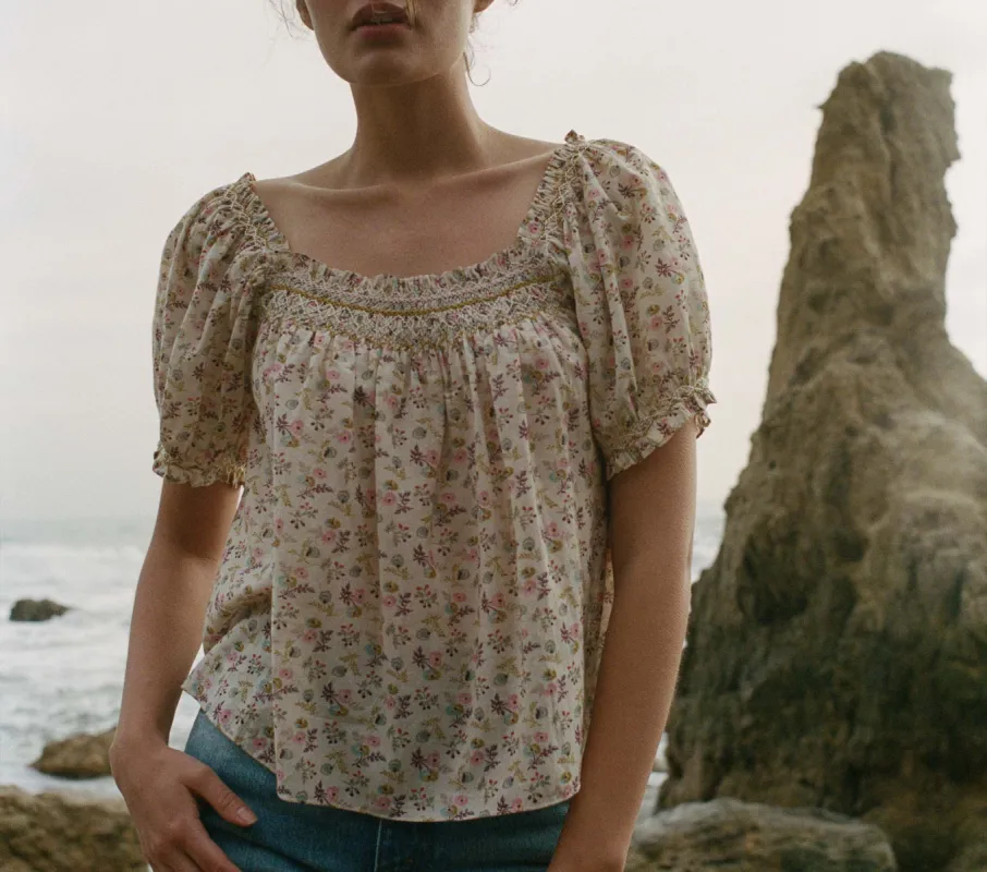 HMD -- PORTIA TOP -- FEATHERED FLORAL sold by Doen