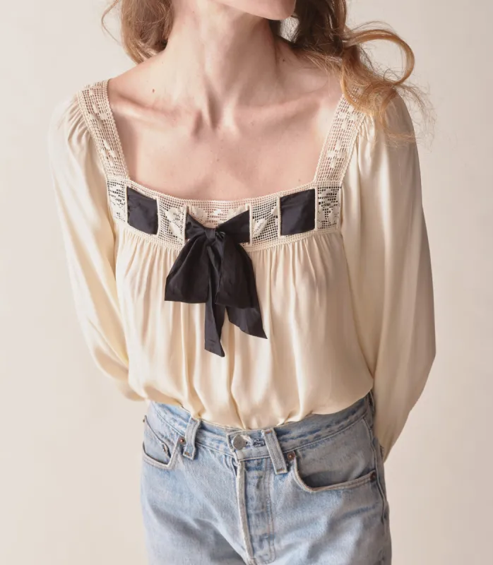 FELI TOP -- MOTHER OF PEARL sold by Doen