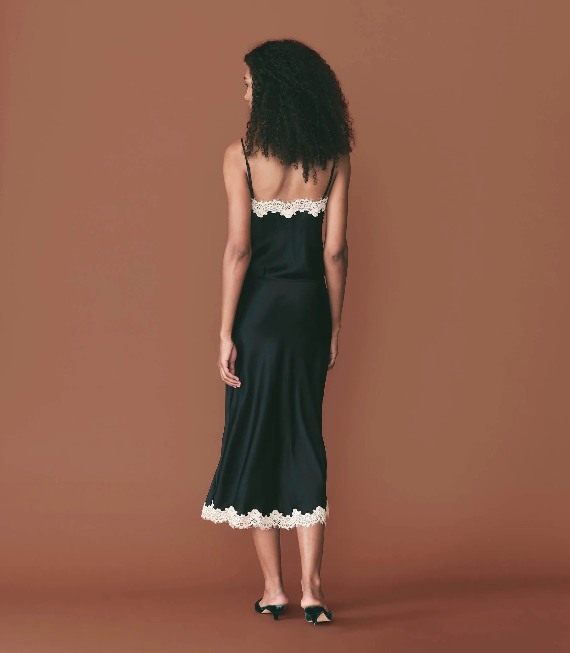 HMD -- ELOWEN SKIRT -- DEEP NAVY sold by Doen product image thumbnail 3