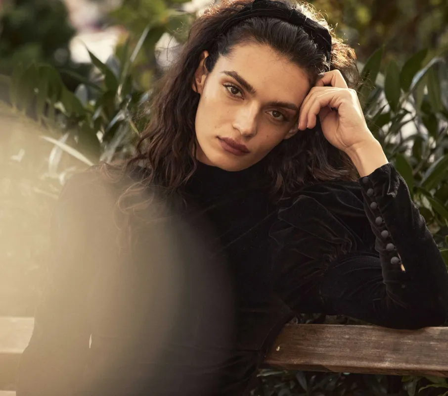 HMD -- LEONIE HEADBAND -- BLACK VELVET sold by Doen