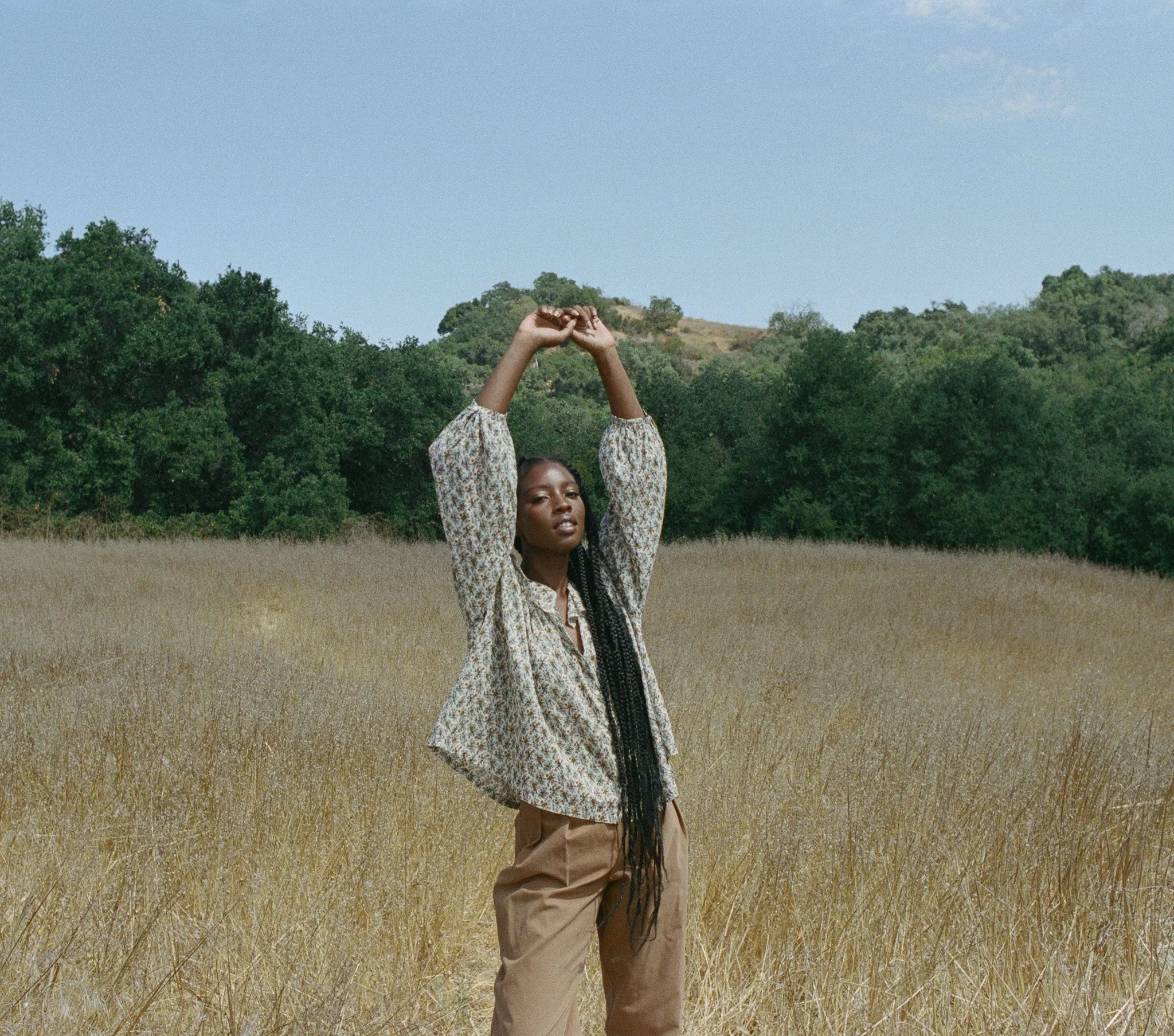 HMD -- JANA TOP -- CRÌöME FLEURS D'AVIGNON sold by Doen product image thumbnail 2